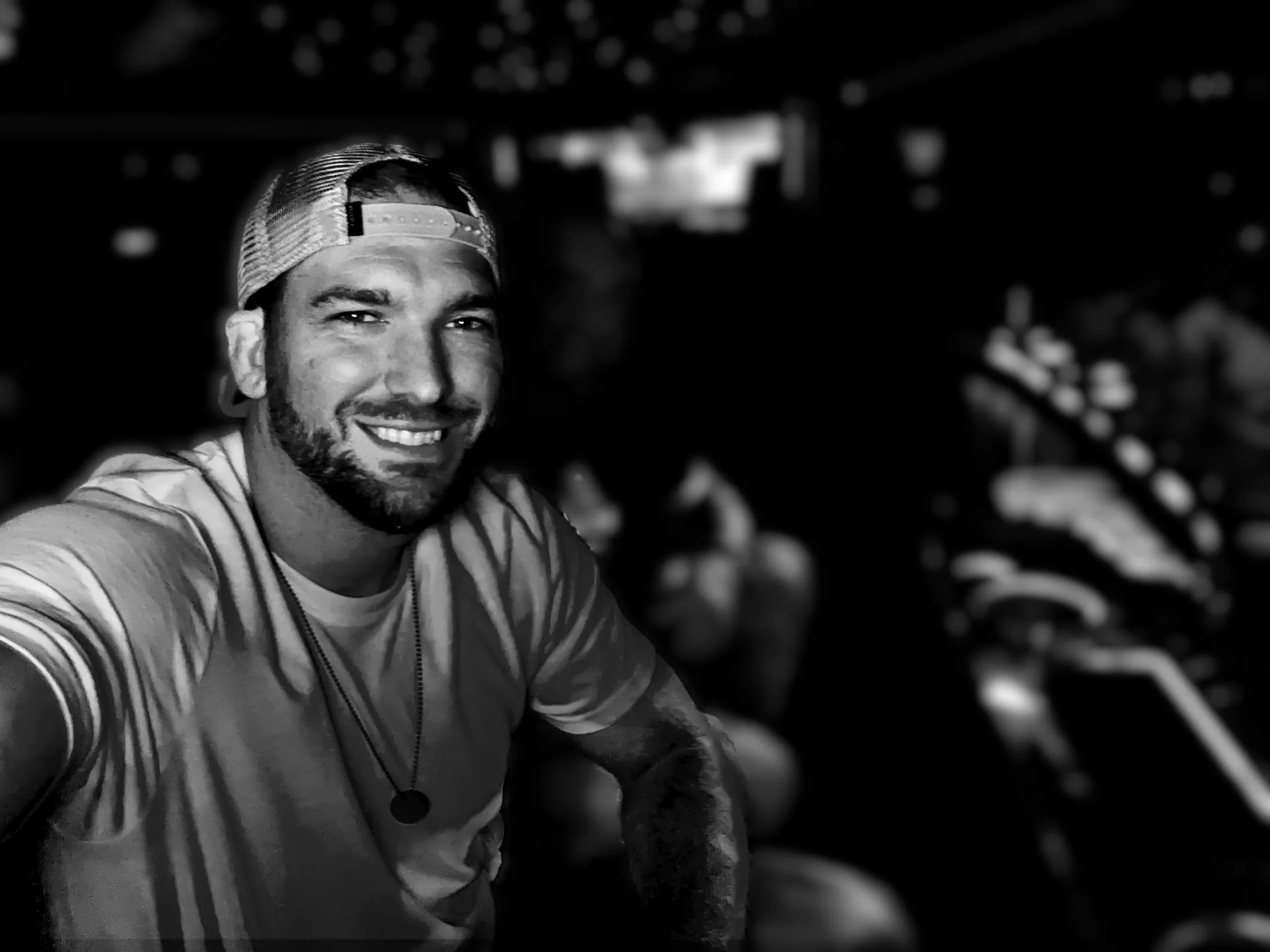 Witlove parle de la musique country assistée par AI: «L'humanité est dans l'écriture»